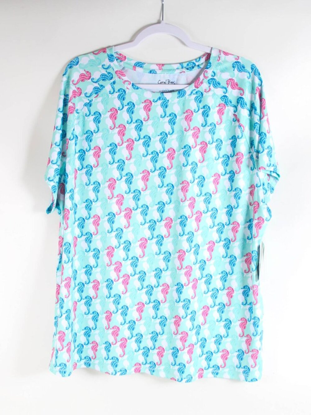 Coral Bay Energy Seahorse Print Top 1X NWT Aqua Pink Blue Beachy Coastal Stretch